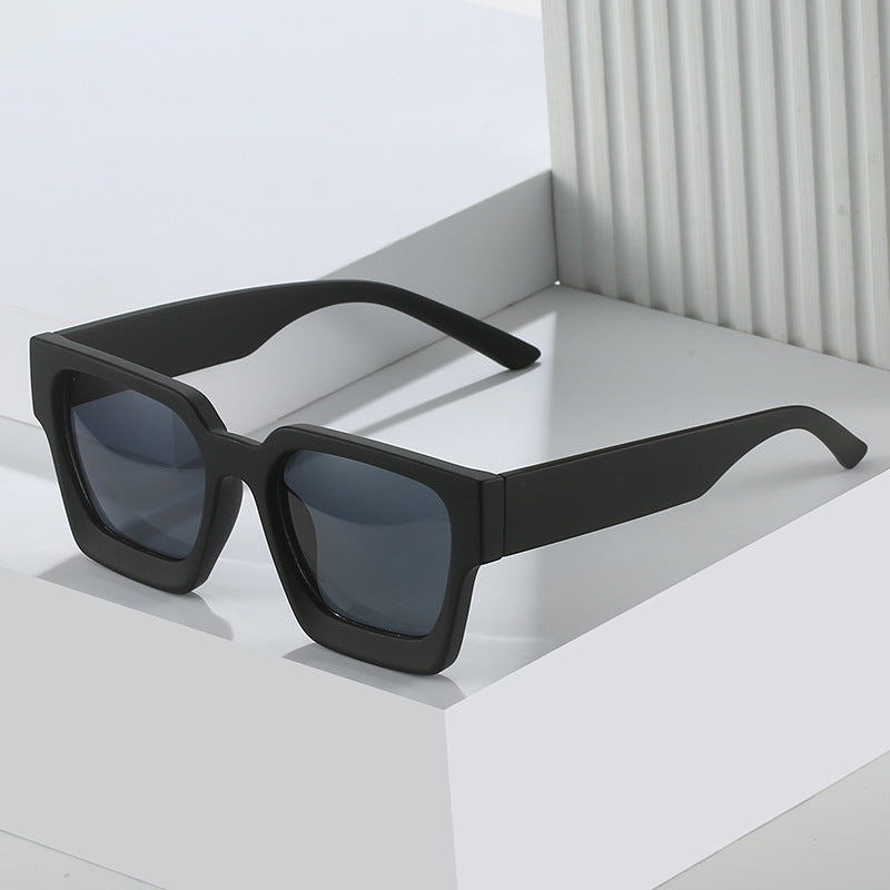 Wholesale Square Frame Classic Retro Street Style Modern Anti-sheet Sunglasses